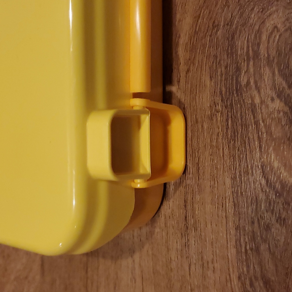 LEGO Classic Building Set in Yellow Case - Picture 6 of 6